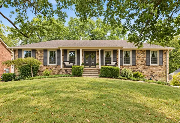 745 Goodpasture Ter, Nashville, TN 37221