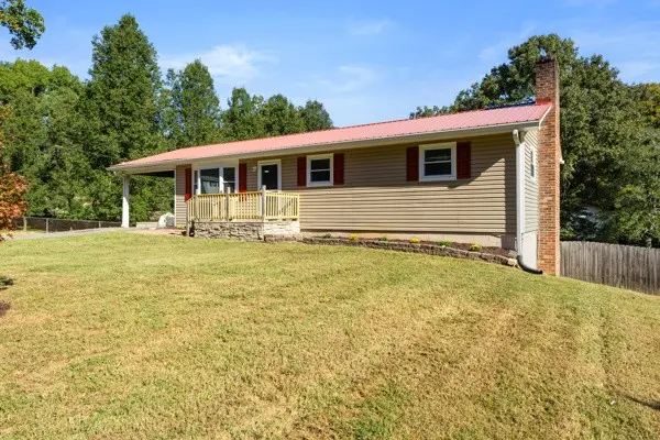 1945 Plantation Dr #SE, Cleveland, TN 37323