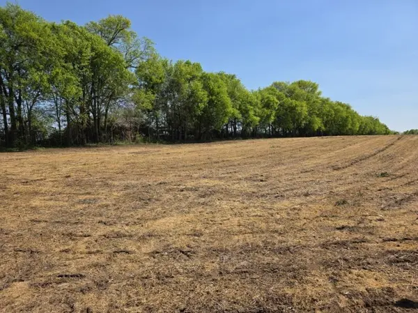 1 Old Zion Rd, Columbia, TN 38401