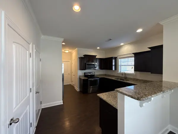 576 Green Ln, Whites Creek, TN 37189