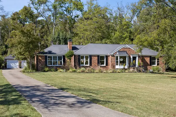 313 Jocelyn Hollow Cir, Nashville, TN 37205