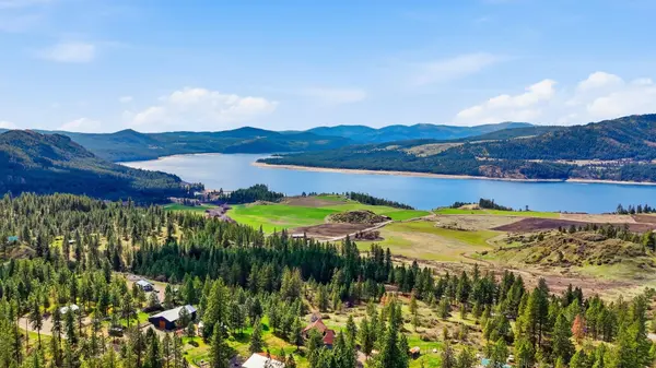 5182 Hunters Ridge WAY, Hunters, WA 99137