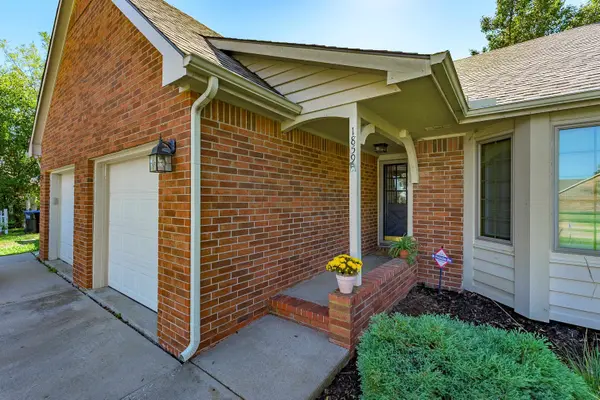 1859 S Beech Ct, Wichita, KS 67207