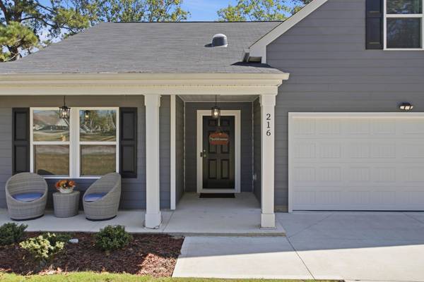 216 Woodfield AVE, Fountain Inn, SC 29644