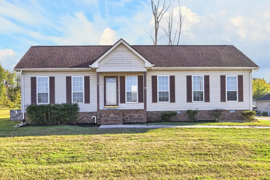 4008 Fleetwood Dr, Westmoreland, TN 37186