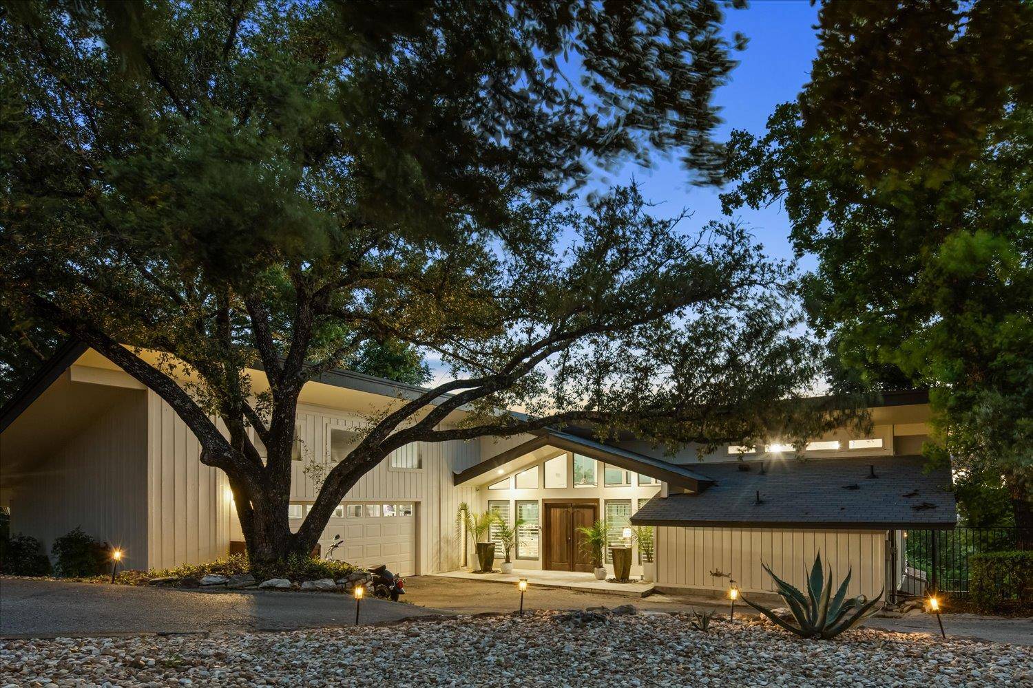 909 Electra, Lakeway, TX 78734