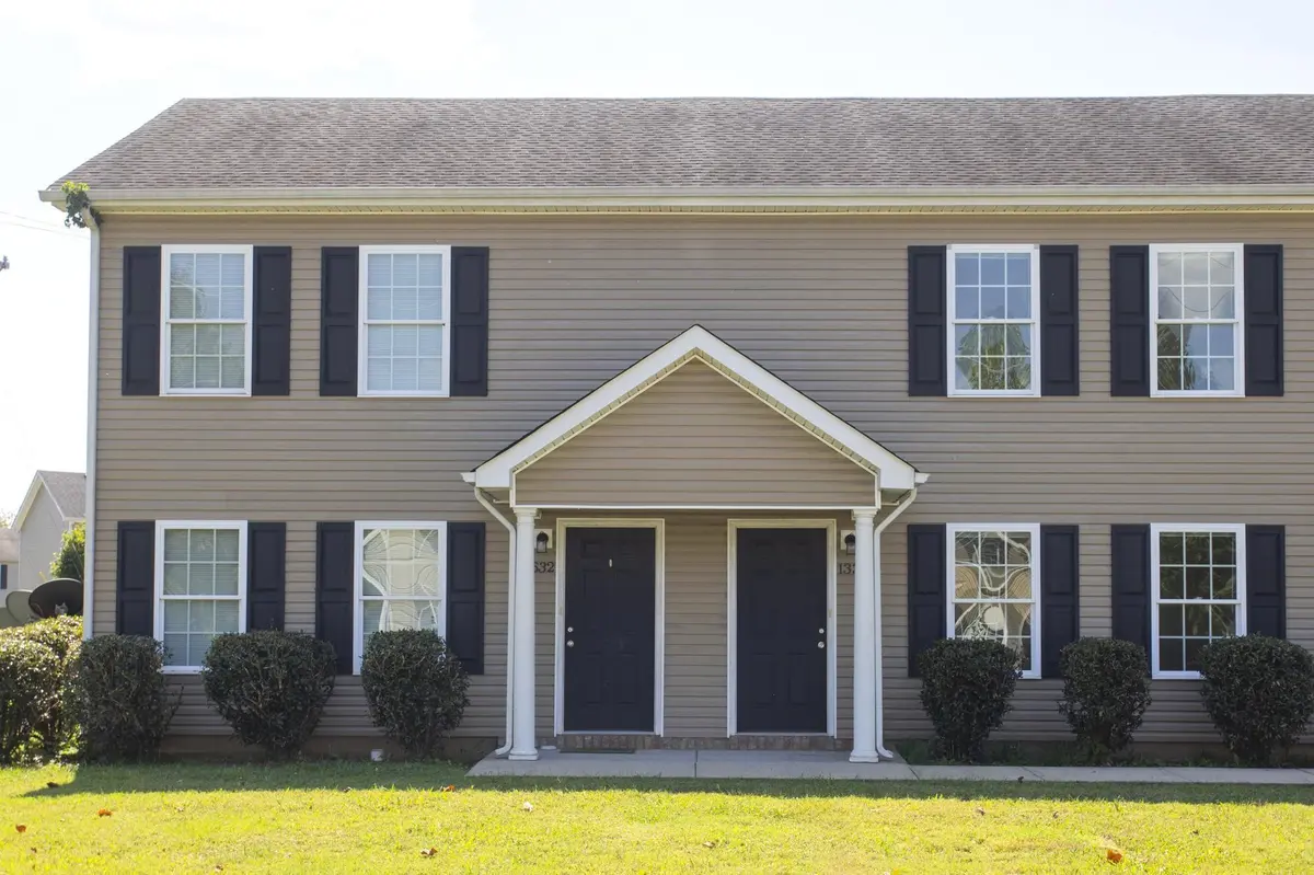 1330 Benley St, Murfreesboro, TN 37130
