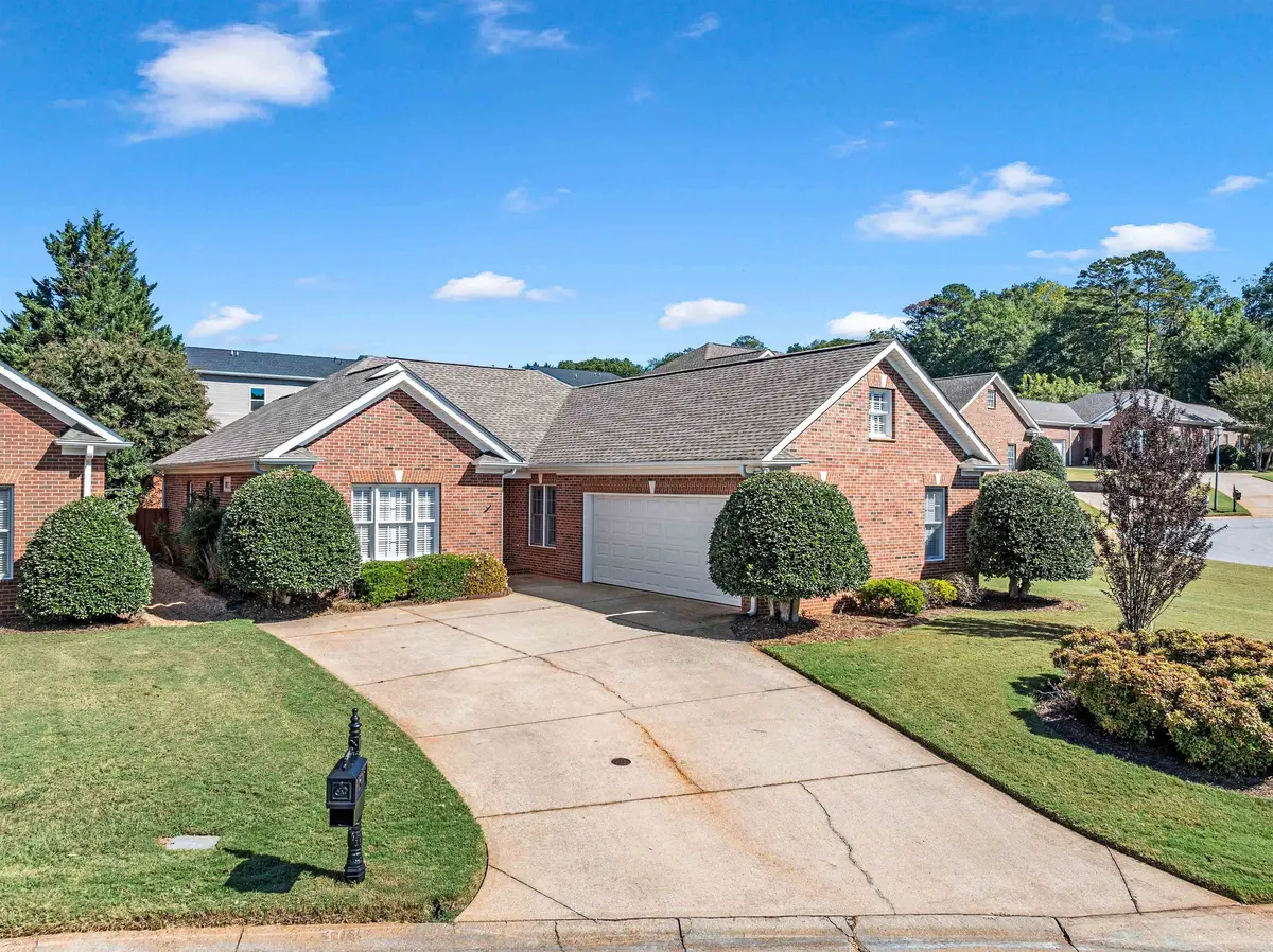 300 Redspire DR, Greenville, SC 29617