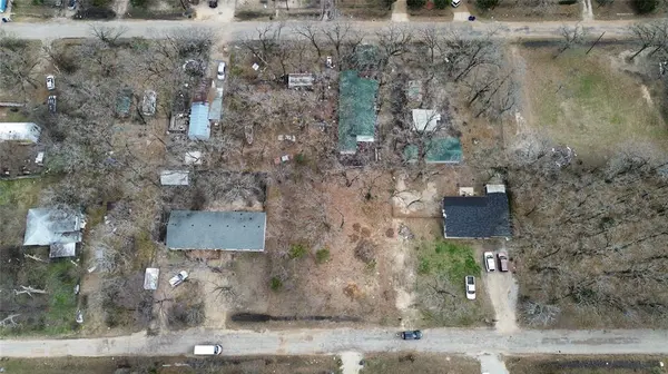 118 Elk Cove Drive, Mabank, TX 75156