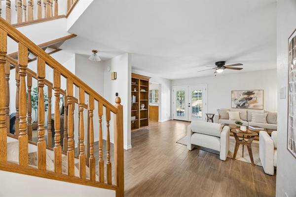 1109 Midway Drive, Richardson, TX 75081