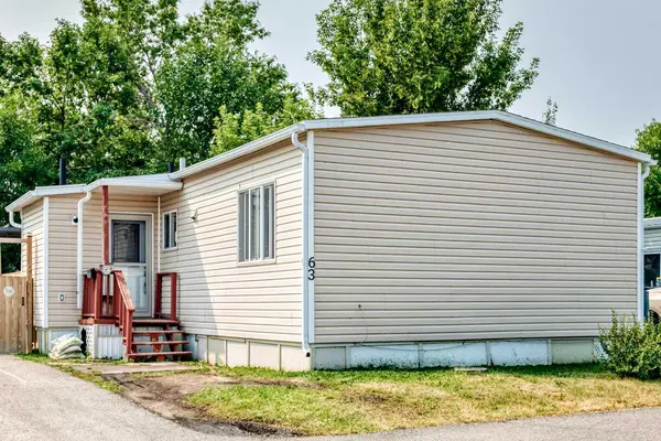 6220 17 AVE SE #63, Calgary, AB T2A 0W6