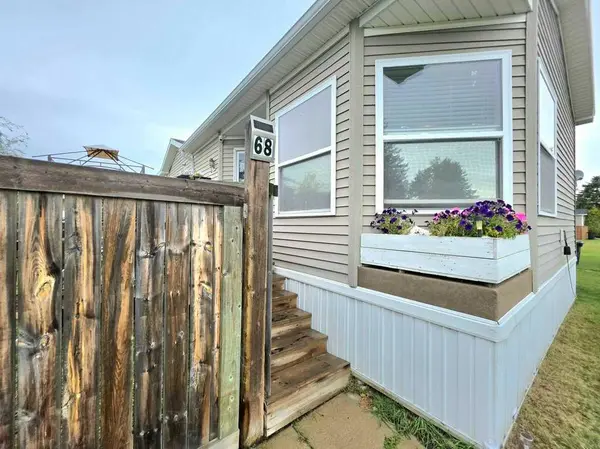 812 6 AVE SW #68, Slave Lake, AB T0G 2A4