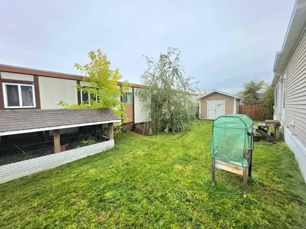 812 6 AVE SW #68, Slave Lake, AB T0G 2A4