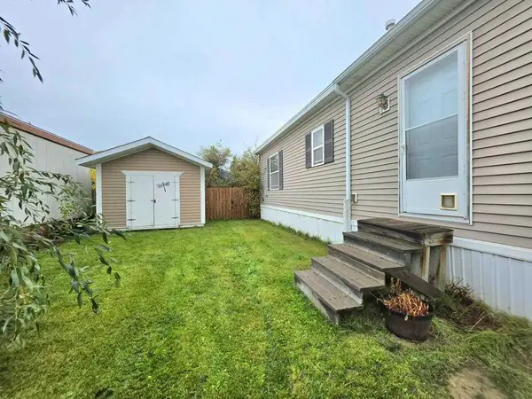 812 6 AVE SW #68, Slave Lake, AB T0G 2A4