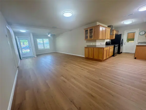 2512 Baxter DR, Austin, TX 78745