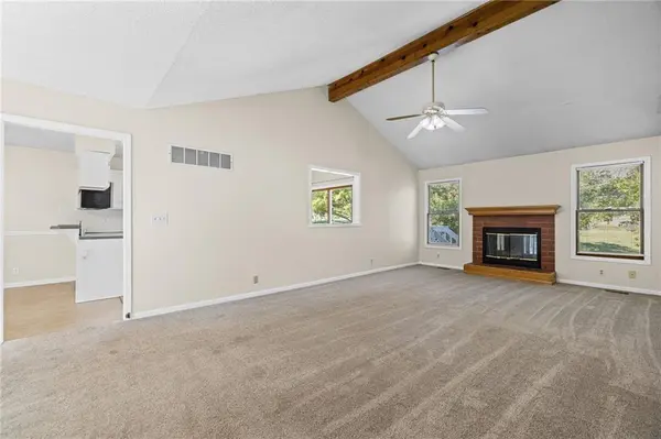1558 W Mulberry ST, Olathe, KS 66061