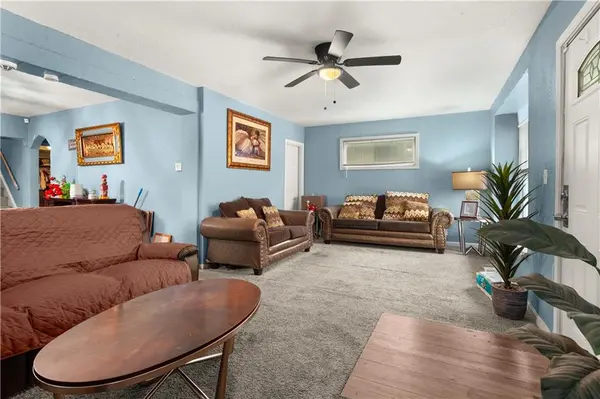 4201 Prospect AVE, Kansas City, MO 64130