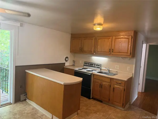 508 Parr Meadow DR #5H, Newburgh, NY 12550