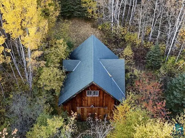 240 Birch Dr, Grand Marais, MN 55604
