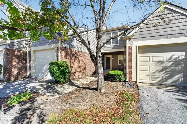 9433 Wimbledon CT, Indianapolis, IN 46250