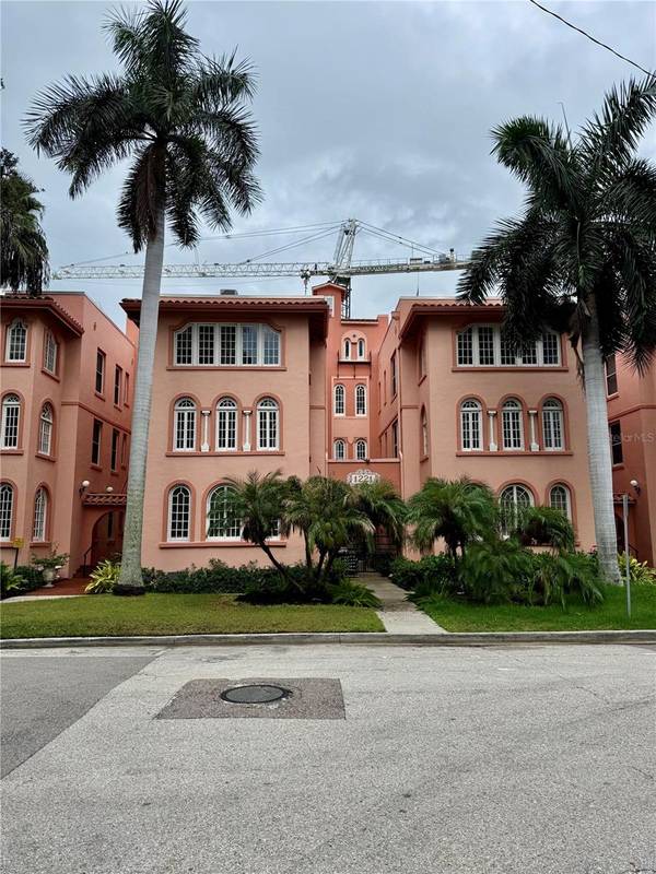 1221 N PALM AVE #204, Sarasota, FL 34236