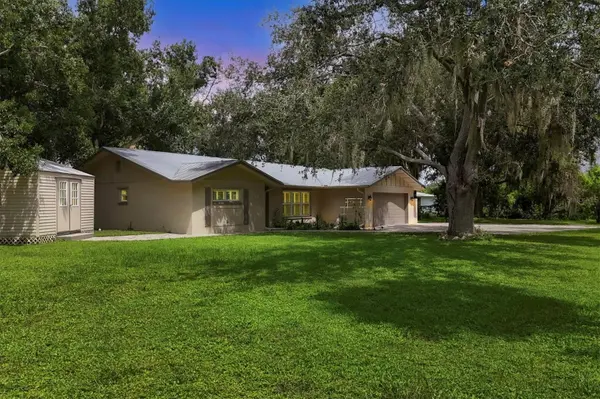 336 TIMBRUCE LN NW, Port Charlotte, FL 33952
