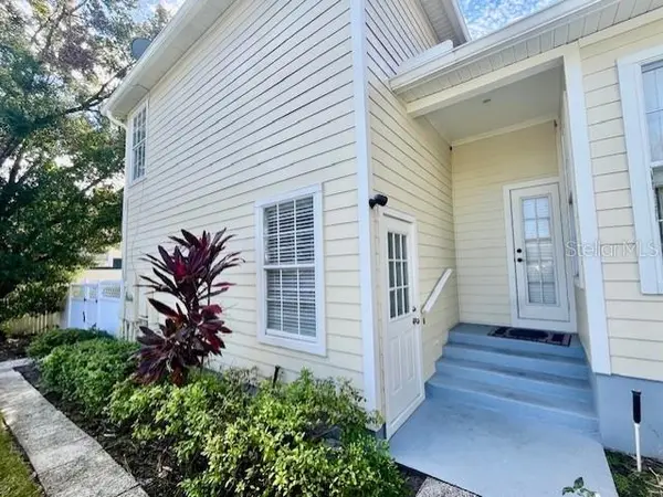 533 GREENBRIER AVE #B, Celebration, FL 34747
