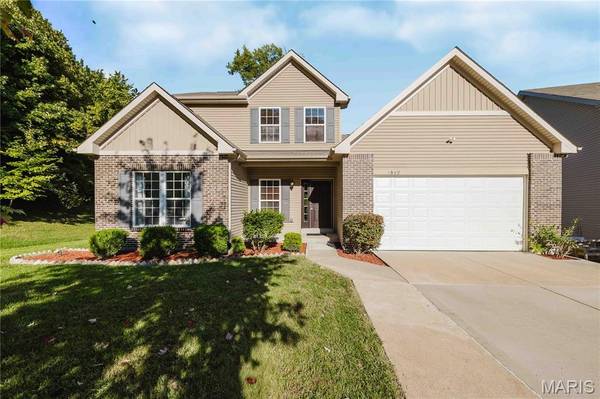 1599 Laurel Bluffs DR, St Louis, MO 63042