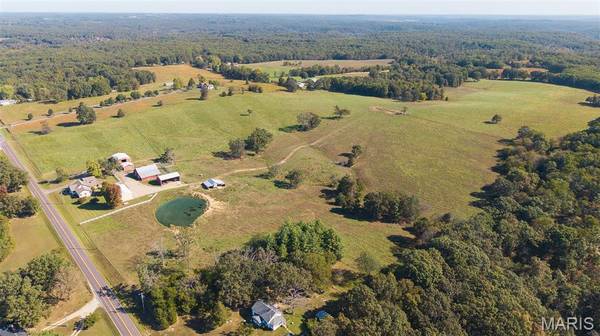 2527 Highway JJ, Bourbon, MO 65441