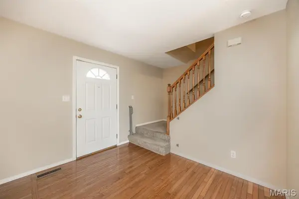 347 Logan DR, O'fallon, IL 62269