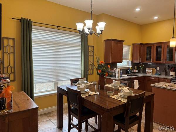 128 Sycamore DR, St Robert, MO 65584