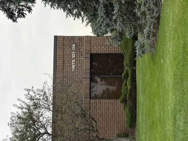 1000 Brown ST #113, Wauconda, IL 60084