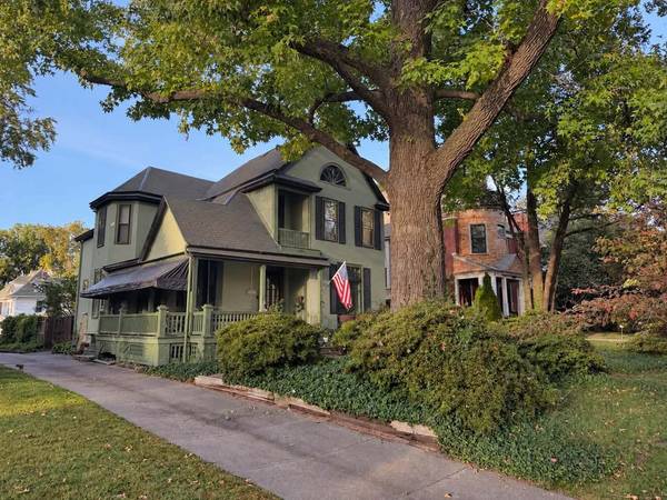 1637 York ST, Quincy, IL 62301