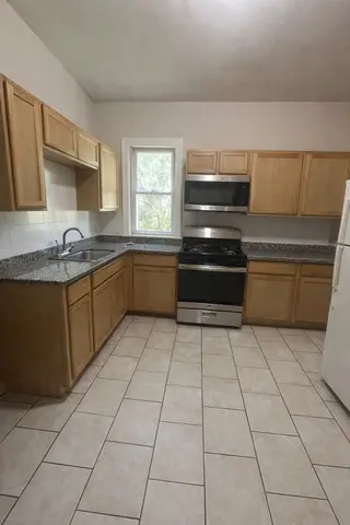 5320 S Carpenter ST, Chicago, IL 60609