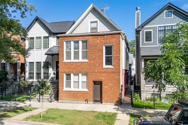 3339 N Hamilton AVE, Chicago, IL 60618