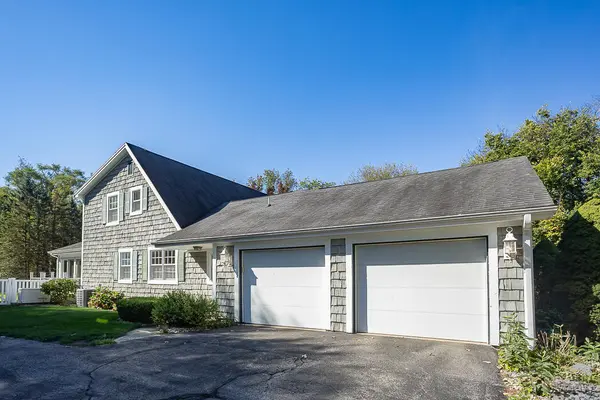 214 Farmwood LN, La Porte, IN 46350