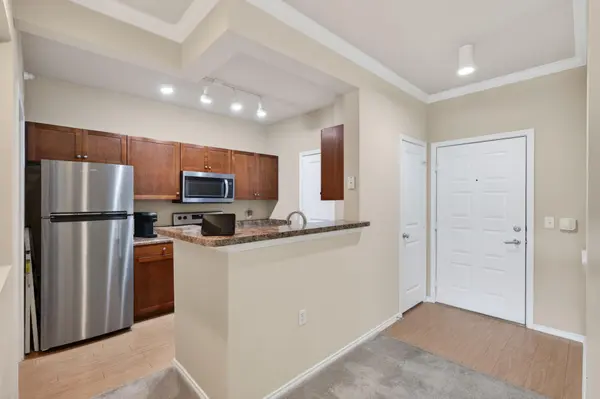 13560 Technology DR #1228, Eden Prairie, MN 55344