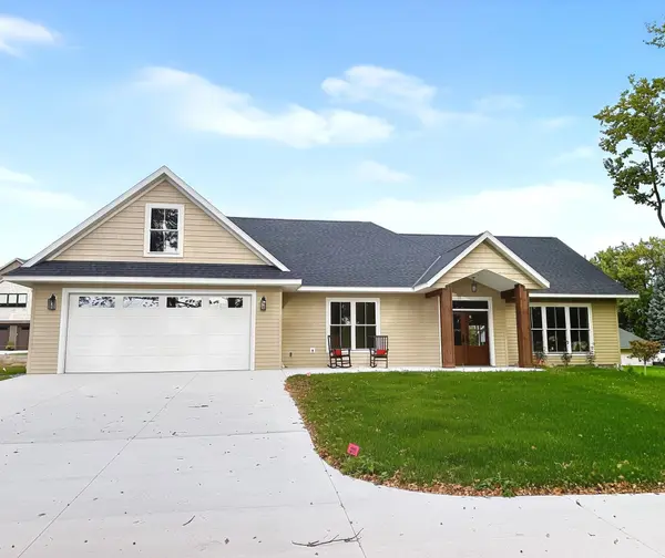 11628 Indian Beach RD, Spicer, MN 56288