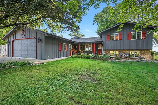 20258 380th ST, Le Center, MN 56057