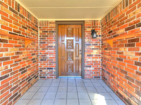 337 Choctaw PL, Yukon, OK 73099