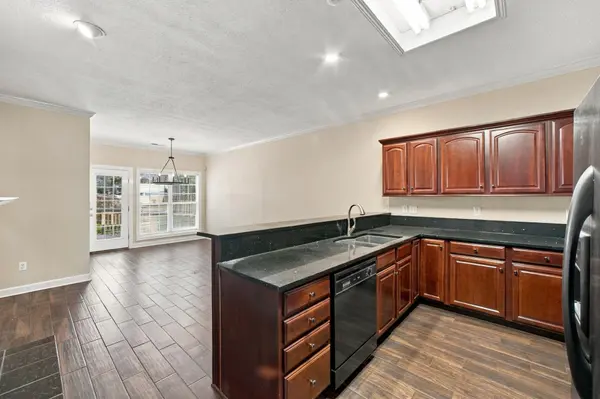 217 Wiley Parker Rd, Jackson, TN 38305