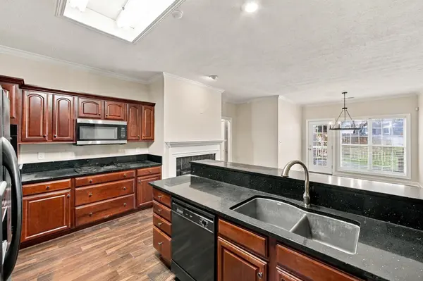 217 Wiley Parker Rd, Jackson, TN 38305