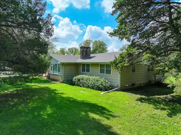 1425 110TH, Peabody, KS 66866