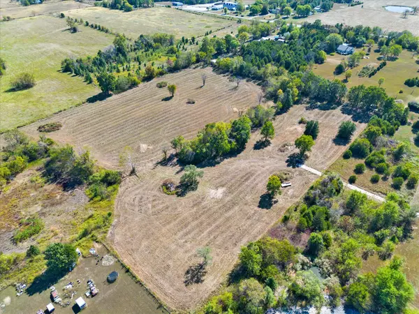000 Martin LN, Fair Grove, MO 65648