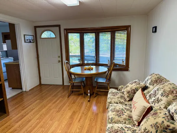 701 Jefferson AVE, Neosho, MO 64850