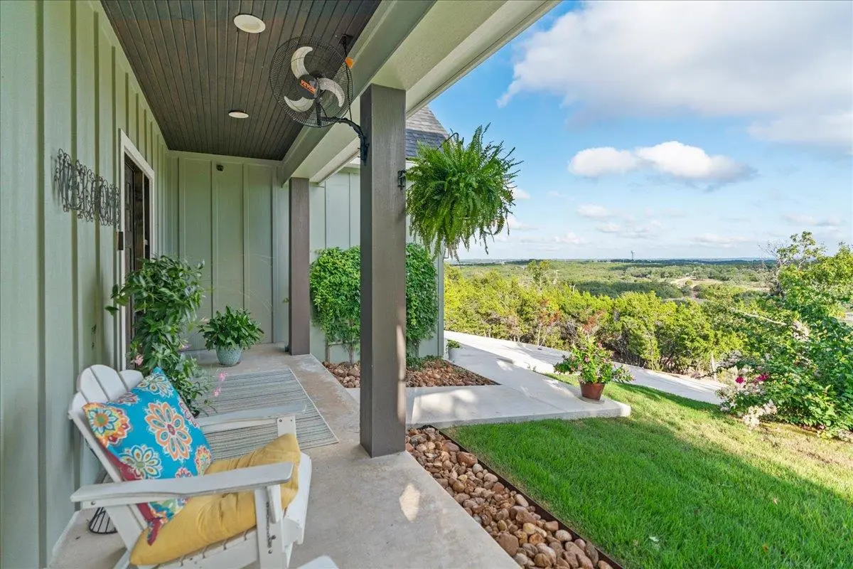 1185 Soaring Eagle DR, Fischer, TX 78623