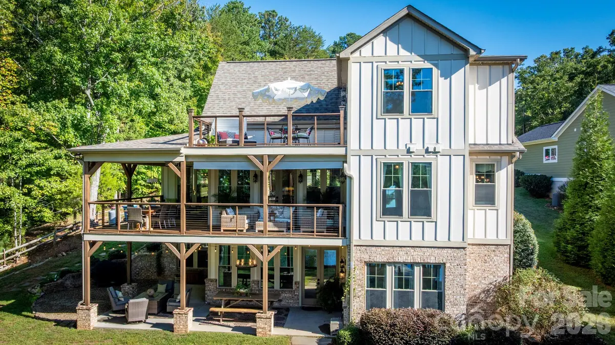 1285 Saunders DR, Catawba, NC 28609