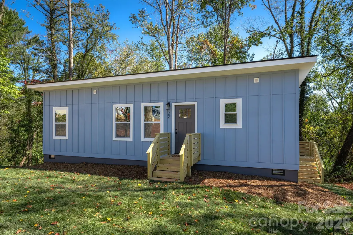 22 Crestfield AVE, Asheville, NC 28804