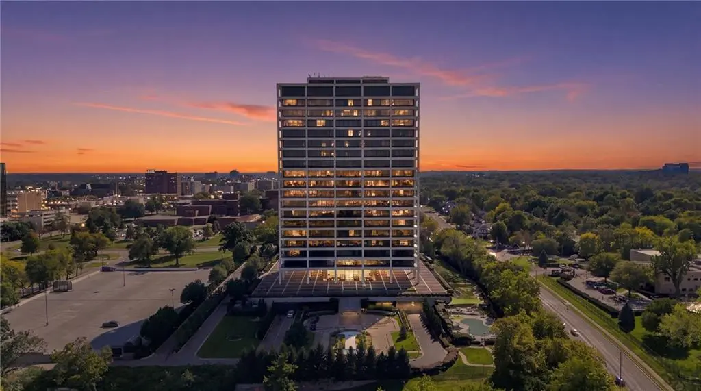 700 W 31st #304 ST, Kansas City, MO 64108