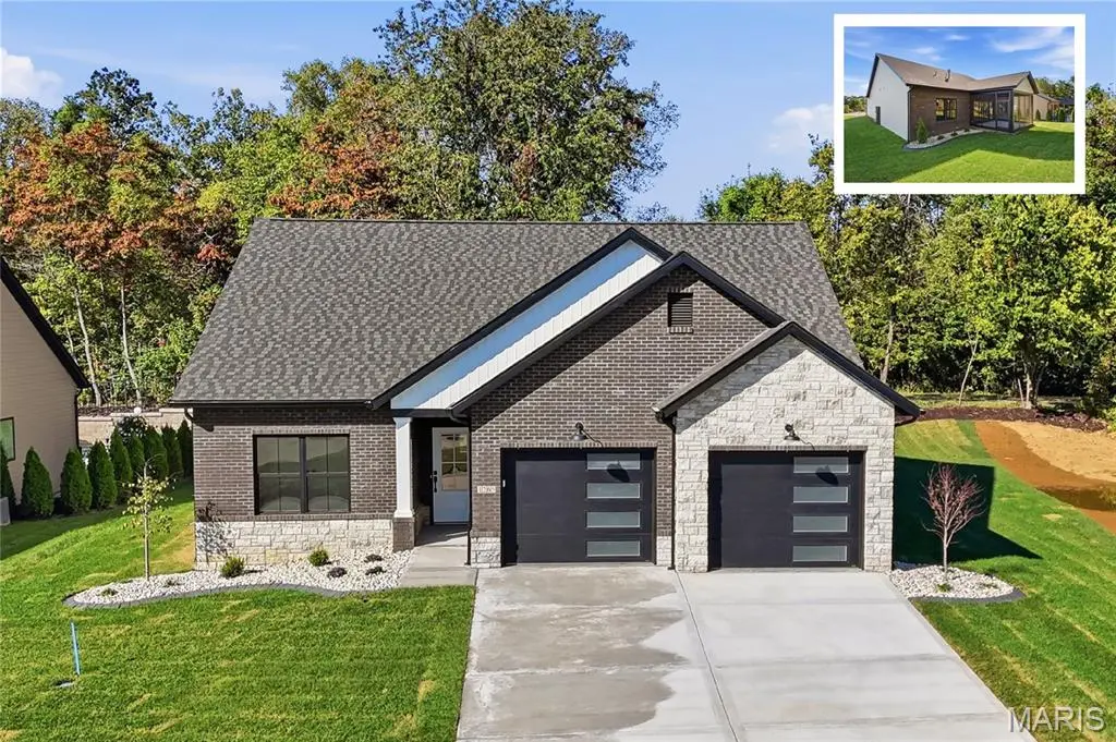 1265 Pebble Beach DR, Caseyville, IL 62232